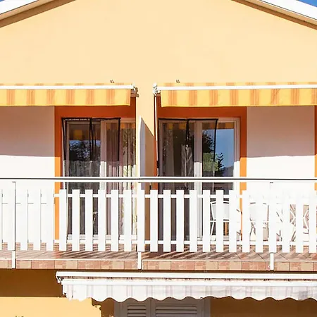 1 Bedroom Beautiful In Appartement *