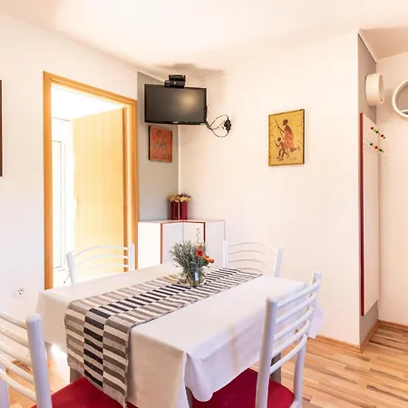 1 Bedroom Beautiful In * Seline